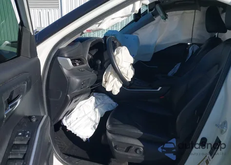 2020 Toyota Highlander Xle from USA, damaged, VIN 5TDHZRBH6LS506773